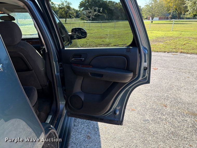 image for item EX5003 2008 Chevrolet Tahoe SUV