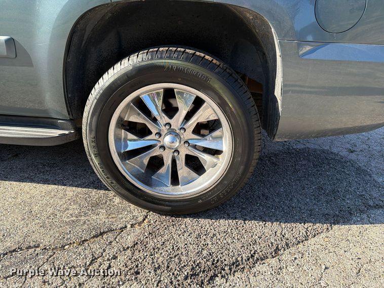 image for item EX5003 2008 Chevrolet Tahoe SUV