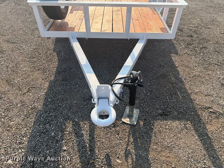 image for item FB5002 2006 Drake Truck & Trailer Equipment  Utility trailer