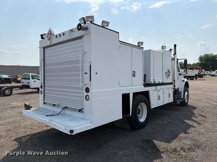 image for item FB5013 2013 Freightliner Business Class M2 fuel / lube truck