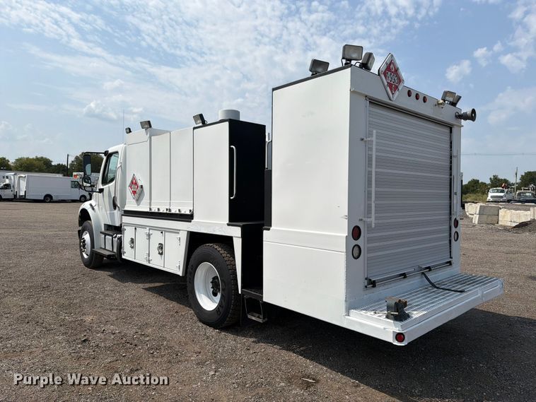 image for item FB5013 2013 Freightliner Business Class M2 fuel / lube truck