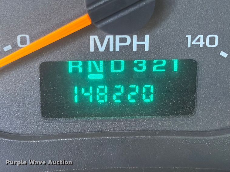 image for item FB5076 2009 GMC C7500 propane delivery truck