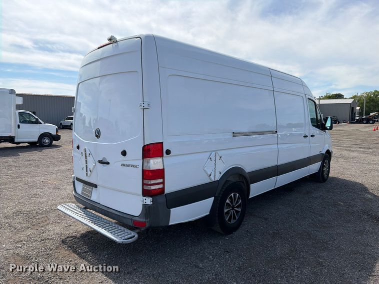 image for item FB5192 2012 Mercedes-Benz Sprinter 2500 van