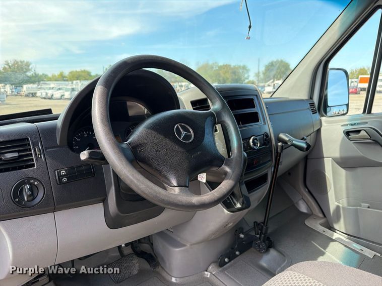 image for item FB5192 2012 Mercedes-Benz Sprinter 2500 van