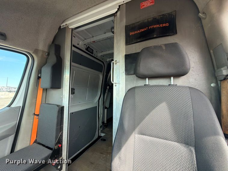 image for item FB5192 2012 Mercedes-Benz Sprinter 2500 van