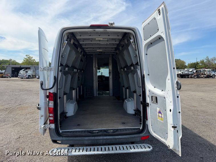 image for item FB5192 2012 Mercedes-Benz Sprinter 2500 van