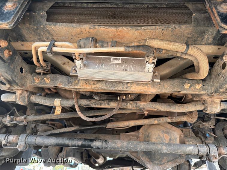 image for item FB5197 2018 Ford F550 Super Duty Ext. Cab truck cab and chassis
