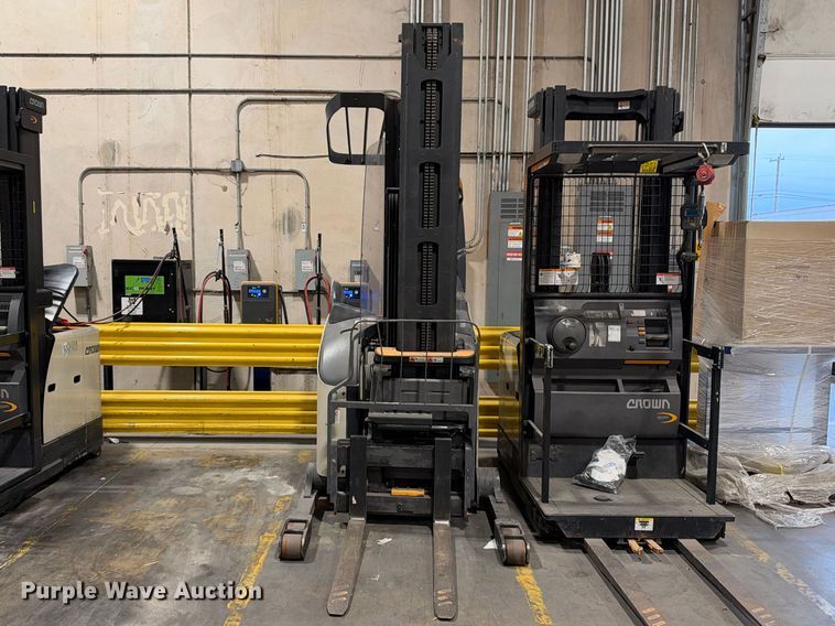 image for item FB8395 2019 Crown RM6025-45 reach truck