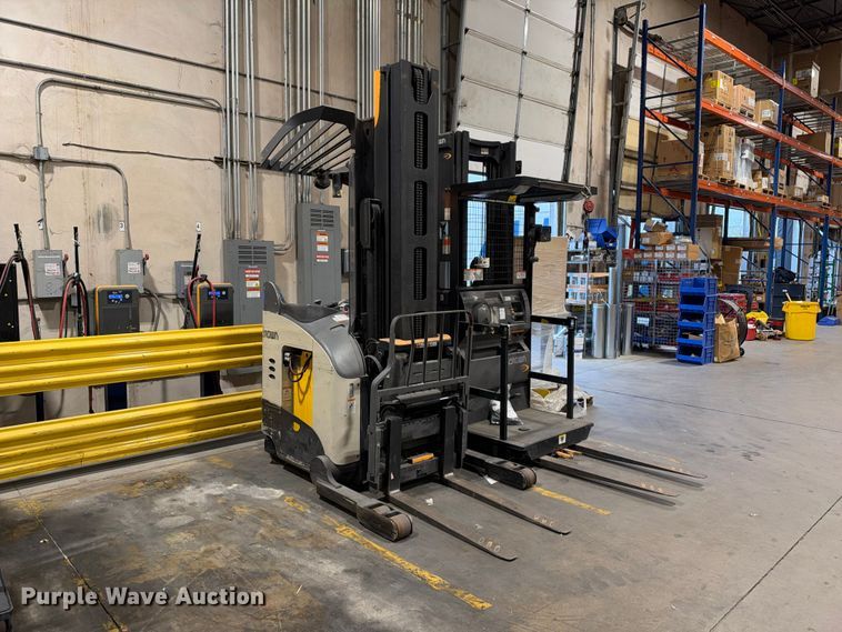 image for item FB8395 2019 Crown RM6025-45 reach truck