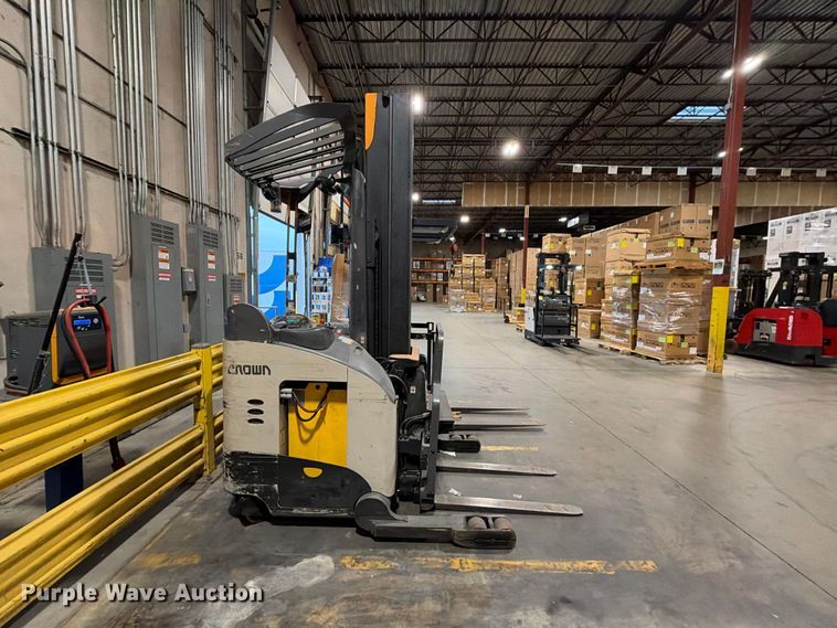 image for item FB8395 2019 Crown RM6025-45 reach truck