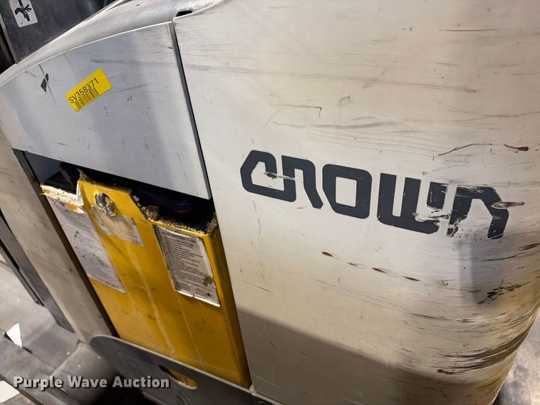 image for item FB8395 2019 Crown RM6025-45 reach truck
