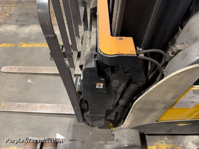 image for item FB8395 2019 Crown RM6025-45 reach truck