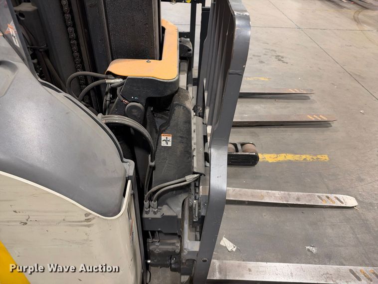 image for item FB8395 2019 Crown RM6025-45 reach truck