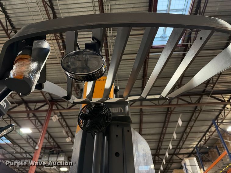 image for item FB8395 2019 Crown RM6025-45 reach truck