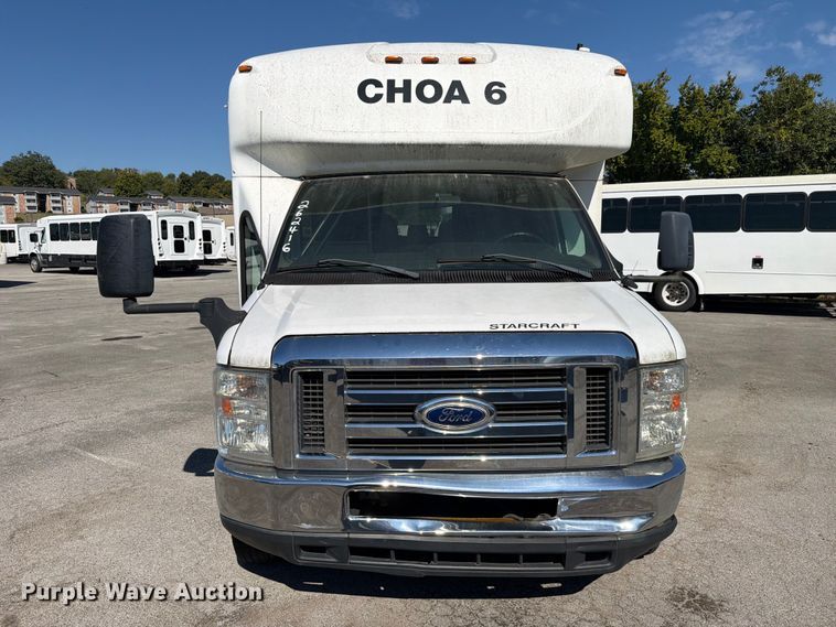 image for item FC3418 2016 Ford E450 shuttle bus