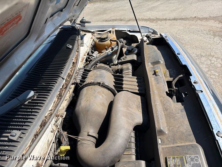 image for item FC3418 2016 Ford E450 shuttle bus