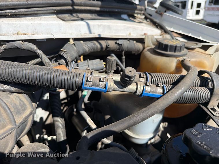 image for item FC3418 2016 Ford E450 shuttle bus
