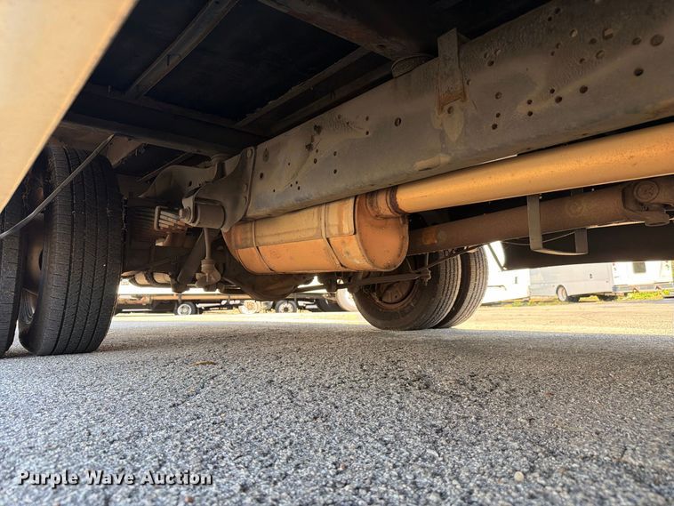 image for item FC3418 2016 Ford E450 shuttle bus