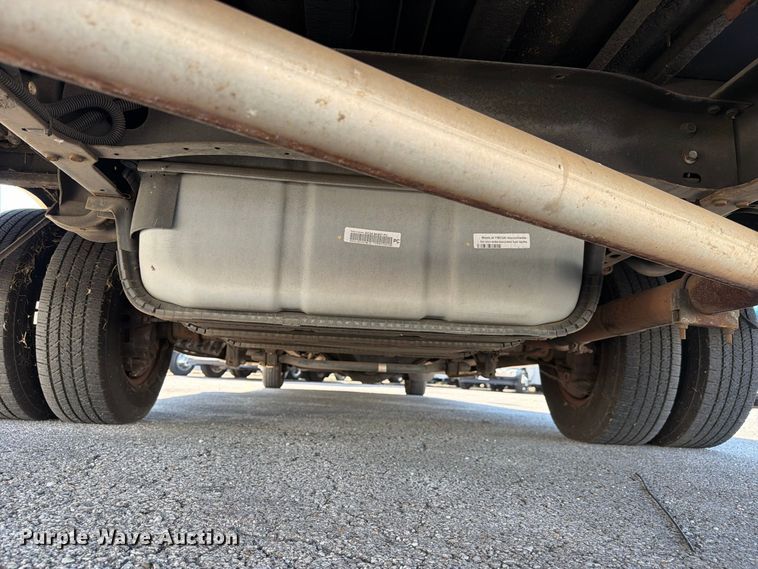 image for item FC3418 2016 Ford E450 shuttle bus