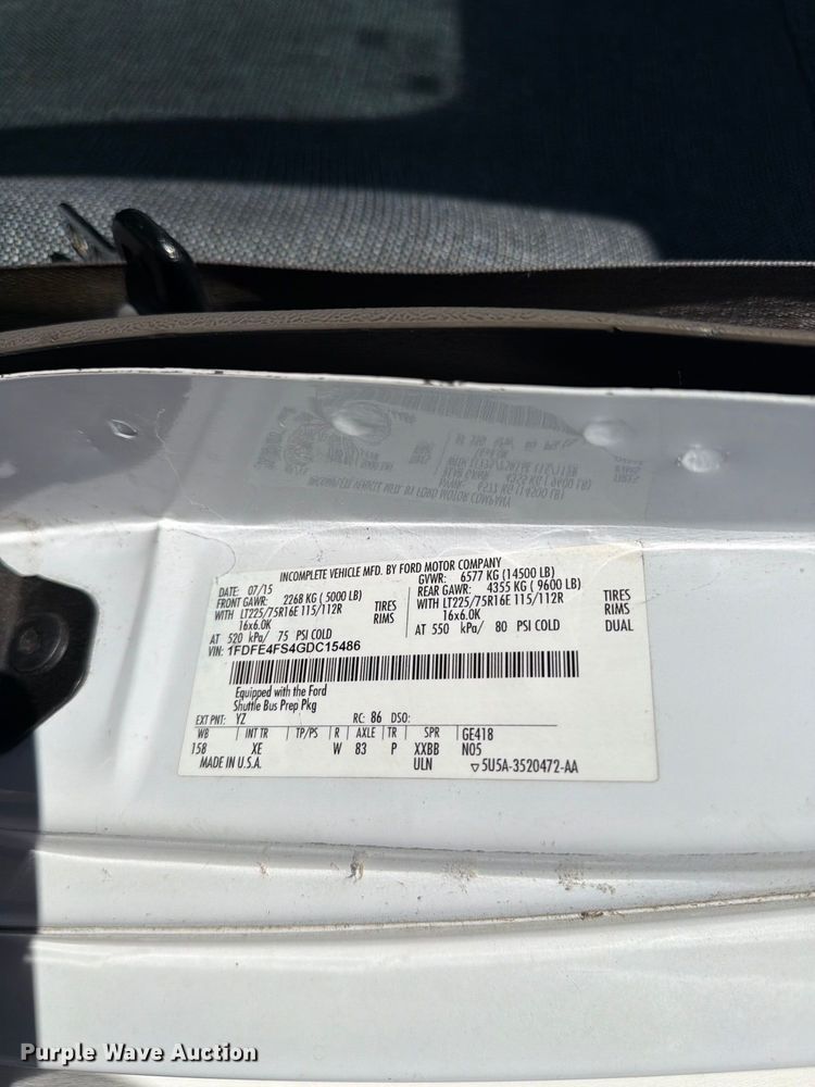 image for item FC3418 2016 Ford E450 shuttle bus
