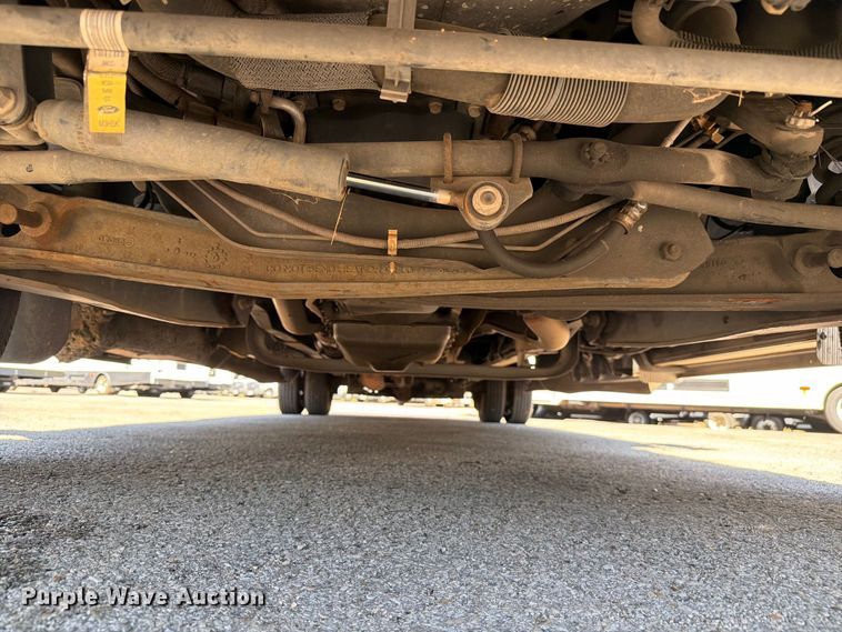 image for item FC3419 2016 Starcraft Ford E450 shuttle bus