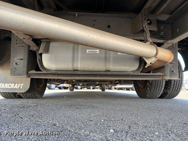 image for item FC3419 2016 Starcraft Ford E450 shuttle bus