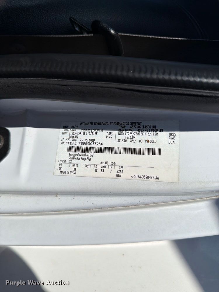 image for item FC3419 2016 Starcraft Ford E450 shuttle bus