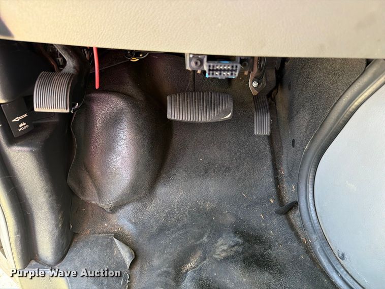 image for item FC3420 2016 Starcraft Ford E450 shuttle bus