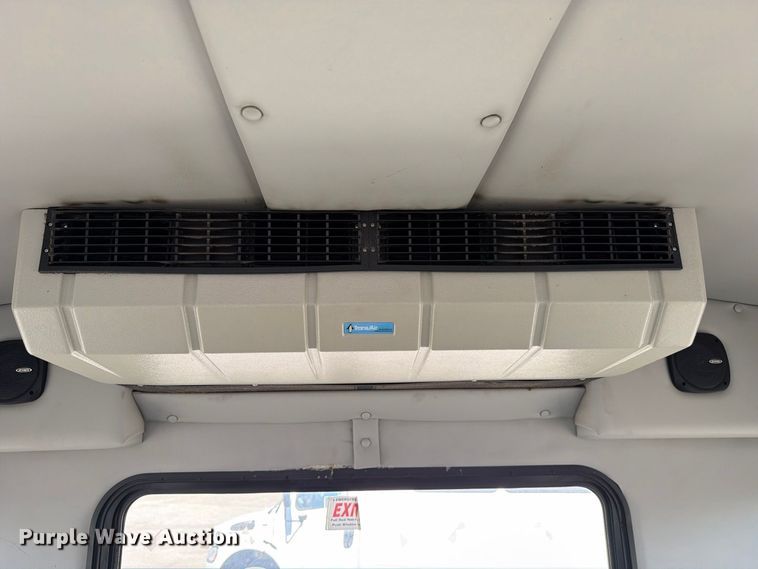 image for item FC3420 2016 Starcraft Ford E450 shuttle bus