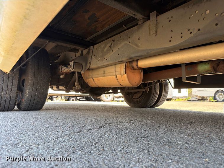 image for item FC3420 2016 Starcraft Ford E450 shuttle bus