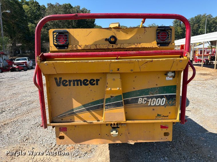 image for item FC3427 2019 Vermeer BC1000XL wood chipper