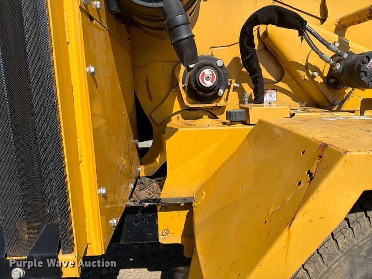 image for item FC3427 2019 Vermeer BC1000XL wood chipper