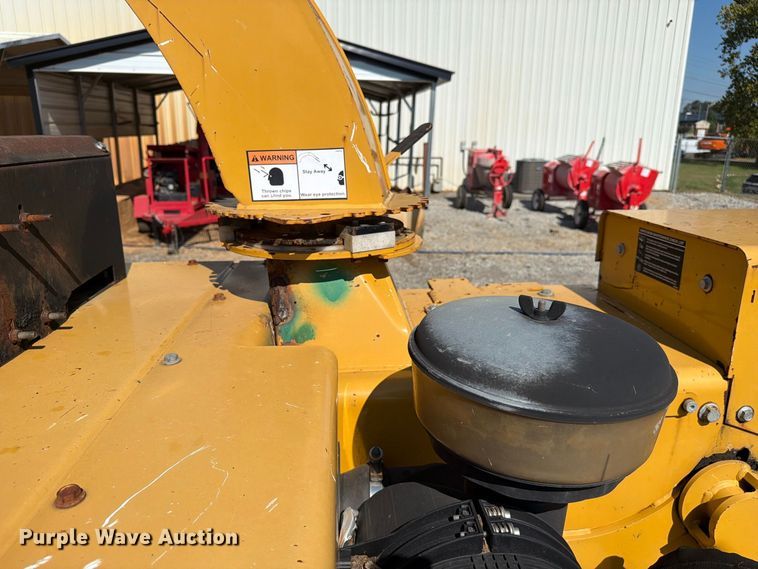 image for item FC3427 2019 Vermeer BC1000XL wood chipper