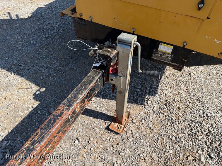 image for item FC3427 2019 Vermeer BC1000XL wood chipper