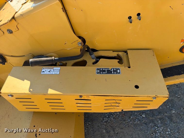 image for item FC3427 2019 Vermeer BC1000XL wood chipper