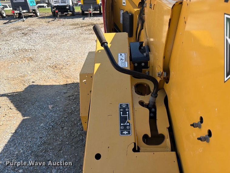 image for item FC3427 2019 Vermeer BC1000XL wood chipper