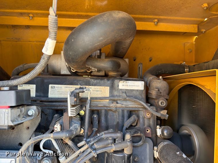 image for item FC3427 2019 Vermeer BC1000XL wood chipper