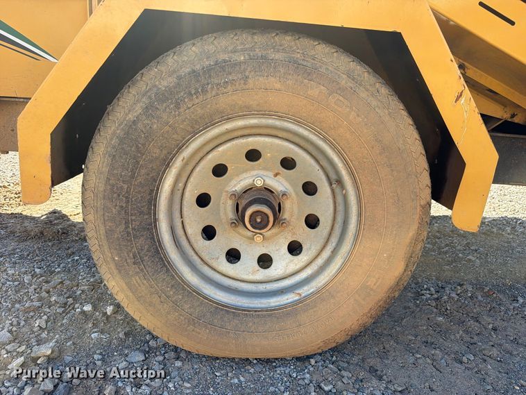 image for item FC3427 2019 Vermeer BC1000XL wood chipper