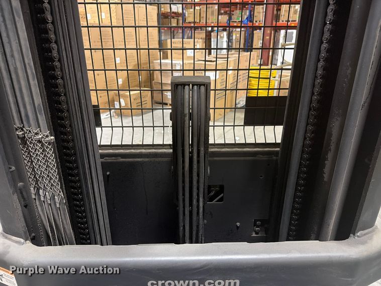 image for item FC3456 2019 Crown SP3520-30 order picker