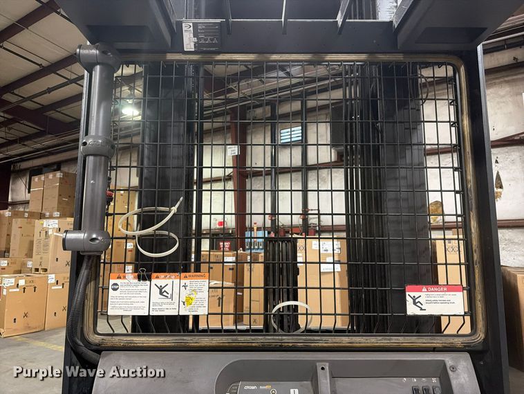 image for item FC3456 2019 Crown SP3520-30 order picker