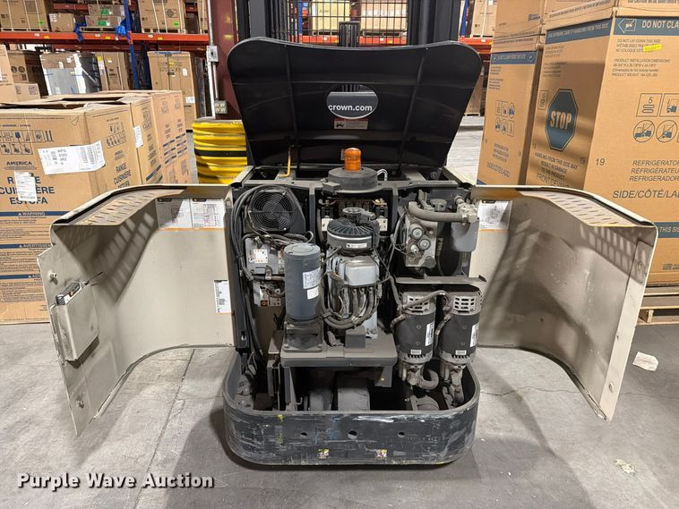 image for item FC3456 2019 Crown SP3520-30 order picker
