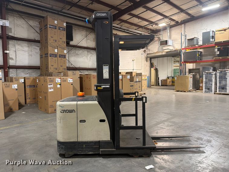 image for item FC3457 2018 Crown SP3520-30 order picker