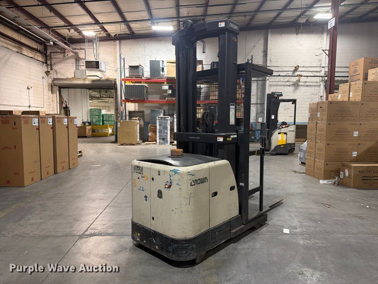 image for item FC3457 2018 Crown SP3520-30 order picker
