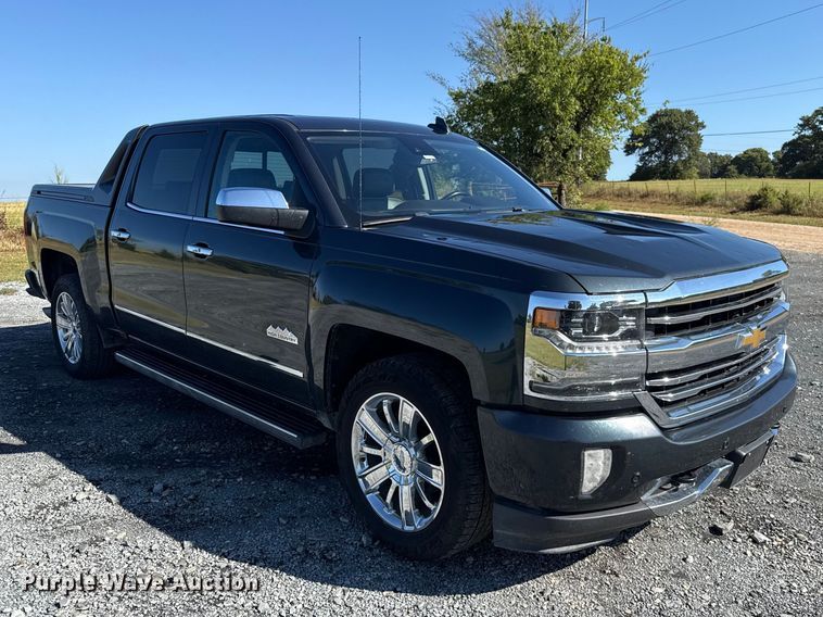 image for item FC4323 2017 Chevrolet Silverado 1500 Crew Cab pickup truck