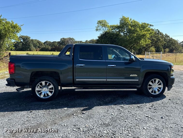 image for item FC4323 2017 Chevrolet Silverado 1500 Crew Cab pickup truck