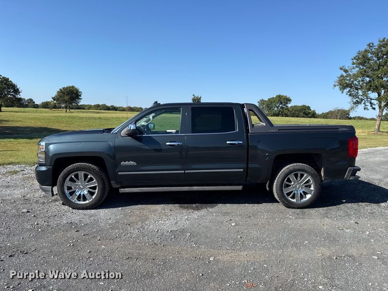image for item FC4323 2017 Chevrolet Silverado 1500 Crew Cab pickup truck