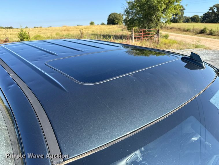 image for item FC4323 2017 Chevrolet Silverado 1500 Crew Cab pickup truck