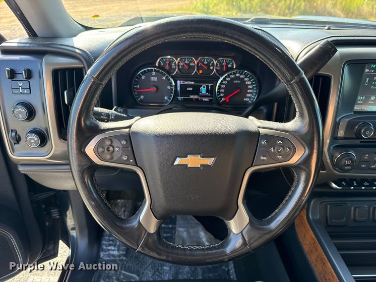 image for item FC4323 2017 Chevrolet Silverado 1500 Crew Cab pickup truck