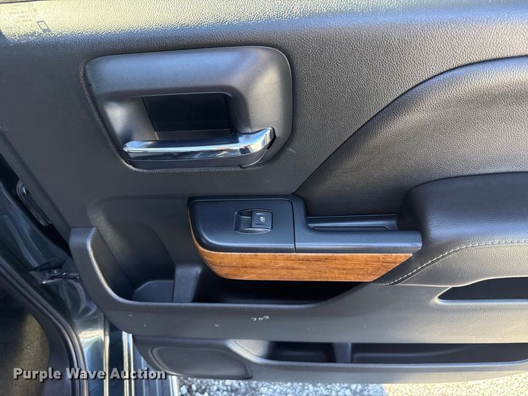 image for item FC4323 2017 Chevrolet Silverado 1500 Crew Cab pickup truck
