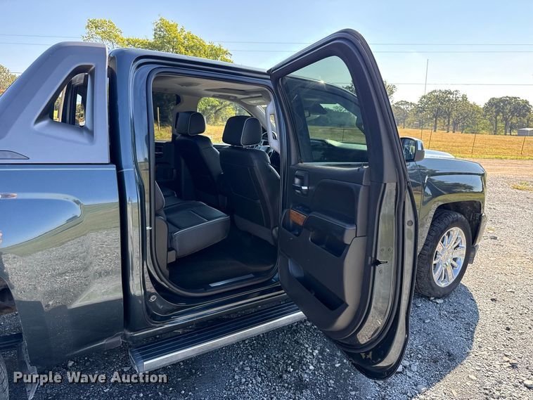 image for item FC4323 2017 Chevrolet Silverado 1500 Crew Cab pickup truck